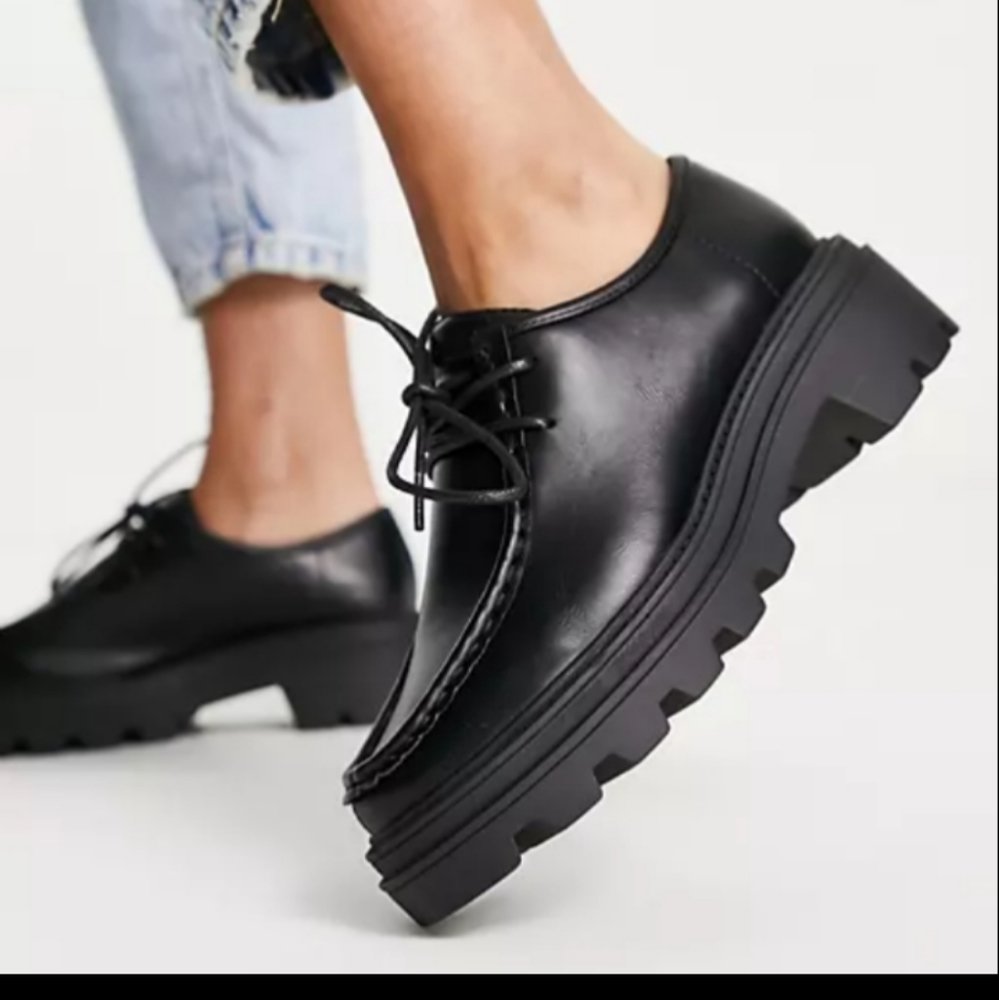 Lace up loafers